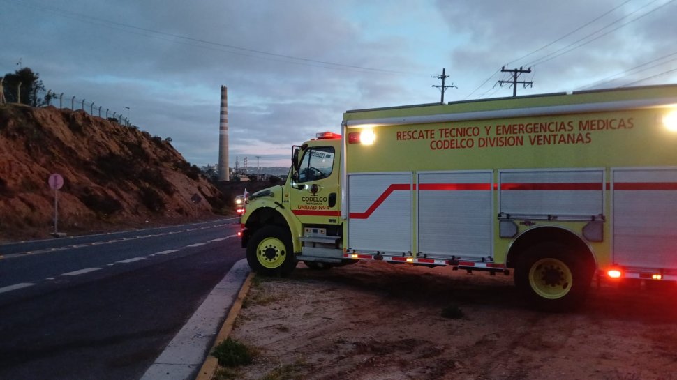 Unidad de Emergencias de Codelco Ventanas se despliega en ruta F-30E para prevenir accidentes